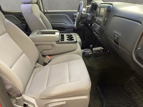 Used 2017 Chevrolet Silverado 1500 Custom w/ Custom Convenience Package image 18