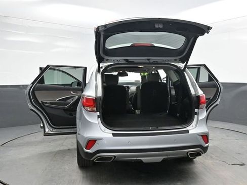 Used 2017 Hyundai Santa Fe Limited AWD/4WD image 46