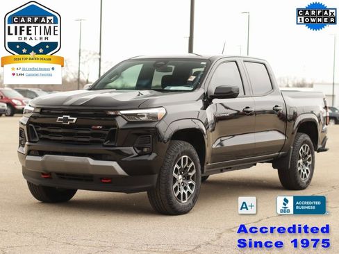 Used 2024 Chevrolet Colorado Z71 w/ Z71 Convenience Package 2 image 3