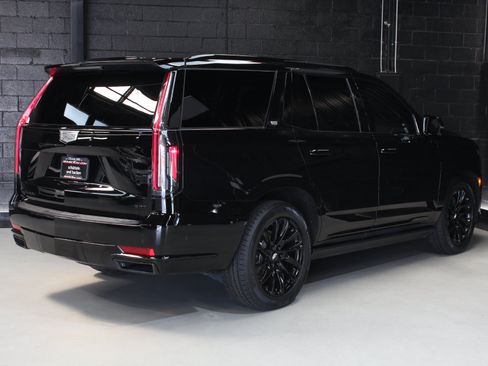 Used 2024 Cadillac Escalade Sport w/ LPO, ONYX Package AWD/4WD image 13
