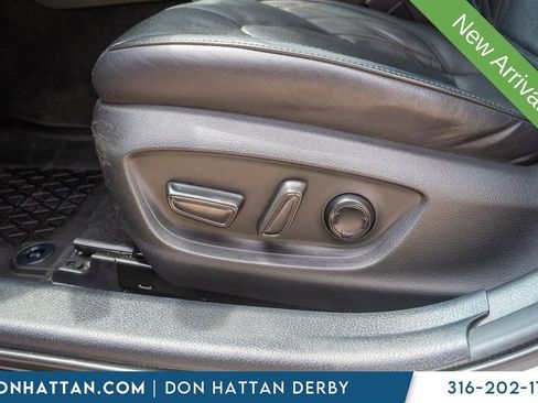 Used 2022 Toyota Avalon Limited w/ Advanced Safety Package FWD image 15