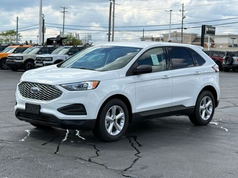 Used 2024 Ford Edge SE AWD/4WD image 9