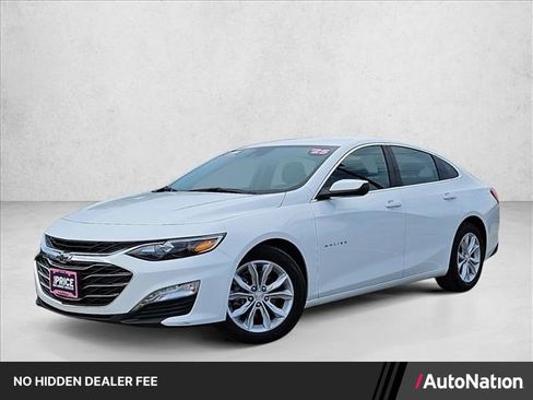 Used 2025 Chevrolet Malibu LT FWD image 1