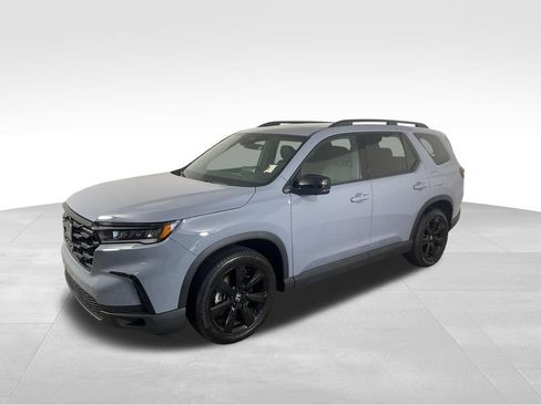 Used 2025 Honda Pilot Black Edition image 4