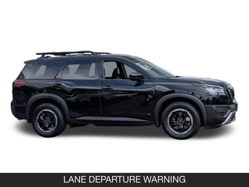 Certified 2025 Nissan Pathfinder Rock Creek AWD/4WD image 6