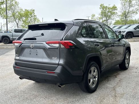 Used 2025 Toyota RAV4 XLE AWD/4WD image 7