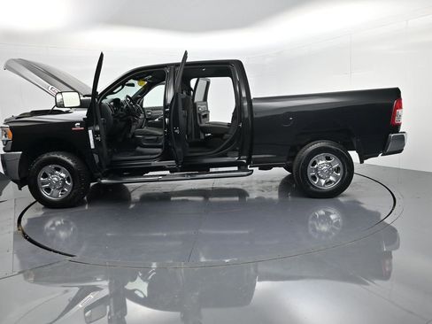 Used 2022 RAM 2500 Big Horn image 69