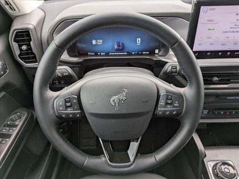 New 2025 Ford Bronco Sport Outer Banks w/ Outer Banks Tech Package+ AWD/4WD image 10