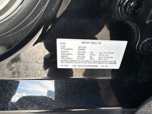 Used 2023 Tesla Model Y Long Range AWD/4WD image 33