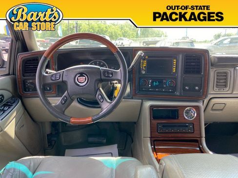 Used 2004 Cadillac Escalade AWD image 23