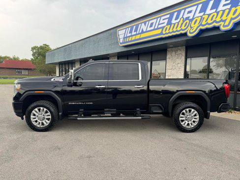 Used 2020 GMC Sierra 2500 Denali w/ Technology Package AWD/4WD image 2