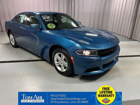 Used 2022 Dodge Charger SXT image 1