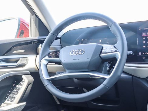 New 2025 Audi Q5 Prestige image 16