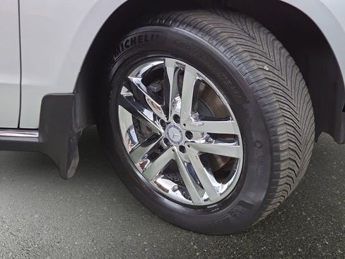 Used 2014 Mercedes-Benz GL 450 4MATIC image 34