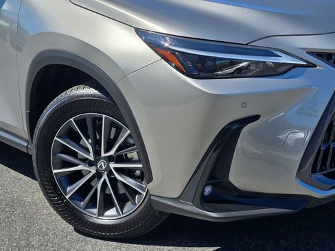 Certified 2026 Lexus NX 350h AWD w/ Accessory Package (2T) image 9