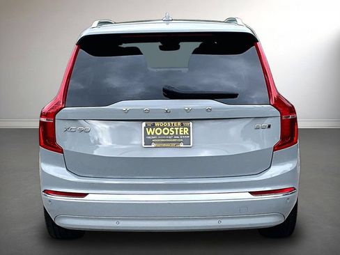 Used 2024 Volvo XC90 B5 Plus AWD/4WD image 6