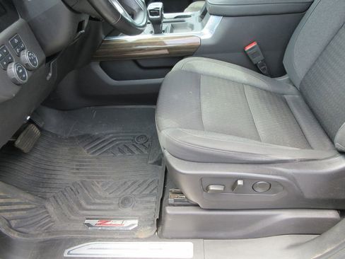 Certified 2024 Chevrolet Silverado 1500 LT Trail Boss w/ LPO, Dark Essentials Package AWD/4WD image 26
