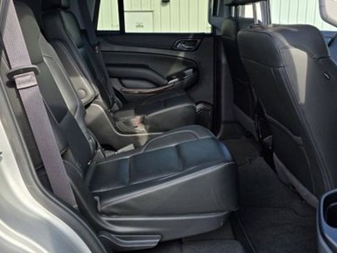 Used 2020 Chevrolet Tahoe LT image 15
