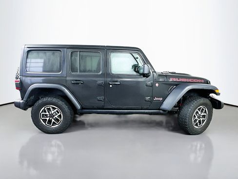 Used 2024 Jeep Wrangler Rubicon image 8
