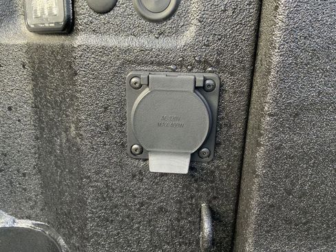 New 2025 GMC Hummer EV 3X image 14