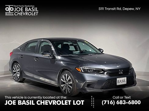 Used 2024 Honda Civic EX image 1