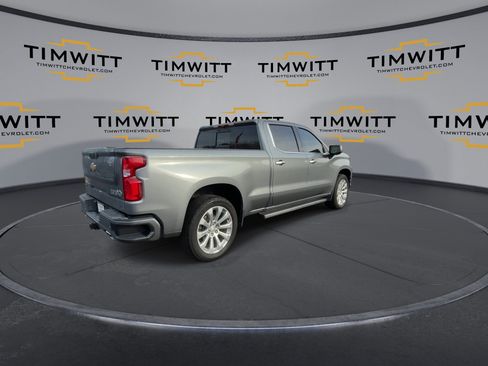 Used 2021 Chevrolet Silverado 1500 High Country w/ Safety Package II image 9