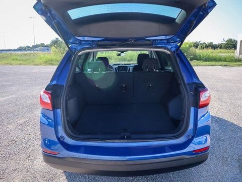 Used 2019 Chevrolet Equinox LS image 28