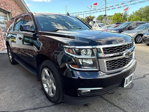 Used 2018 Chevrolet Suburban LS AWD/4WD image 3