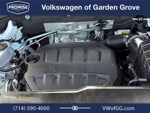 Used 2024 Volkswagen Atlas SE w/ Panoramic Sunroof Package FWD image 29