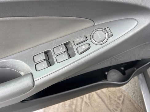 Used 2011 Hyundai Sonata Limited w/ Navigation Pkg 5 image 4