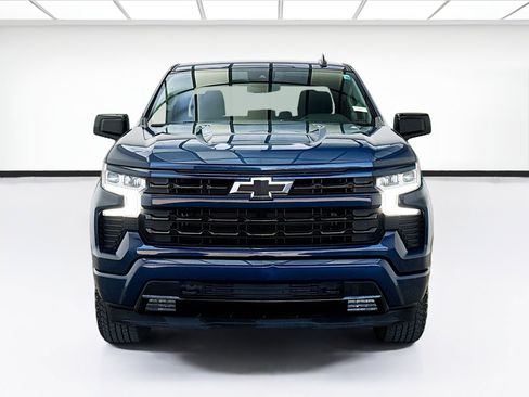 Used 2023 Chevrolet Silverado 1500 RST AWD/4WD image 2