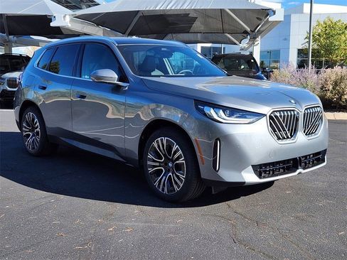 Used 2026 BMW X3 xDrive30i w/ Premium Package AWD/4WD image 5
