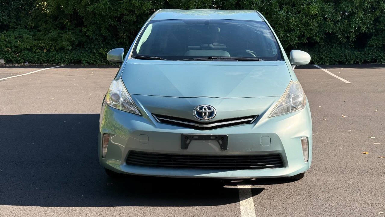 Used 2014 Toyota Prius V Three FWD image 2