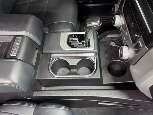 Used 2014 Toyota Tundra Platinum image 13