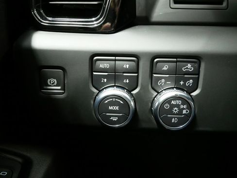 Used 2022 GMC Sierra 1500 AT4 w/ AT4 Preferred Package image 50