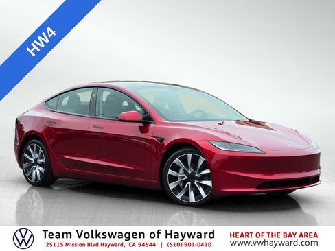 Used 2024 Tesla Model 3 Standard Range RWD image 1