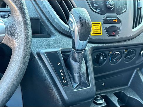 Used 2018 Ford Transit 250 148 Low Roof RWD image 17