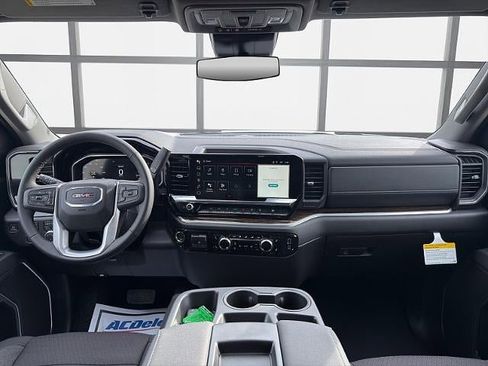 New 2026 GMC Sierra 1500 SLE w/ X31 Off-Road Package image 17