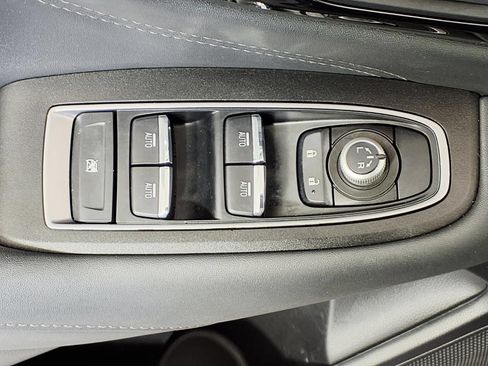 Used 2025 Subaru Outback Limited AWD/4WD image 15