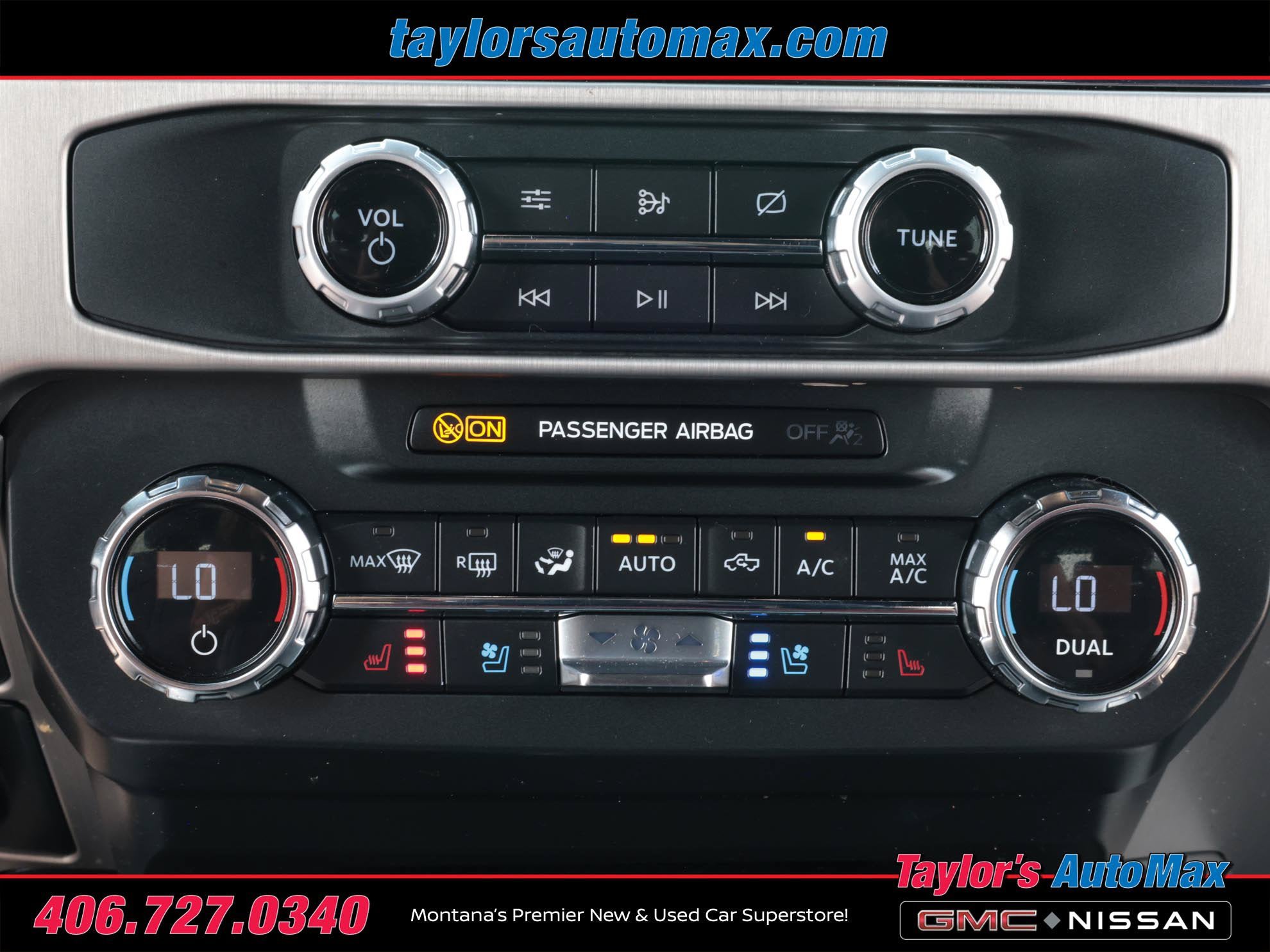 Used 2022 Ford F350 Platinum w/ FX4 Off-Road Package AWD/4WD image 27