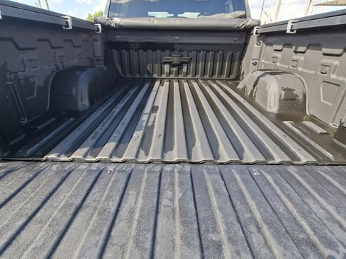 Used 2021 Chevrolet Silverado 1500 LT w/ Bed Protection Package image 23