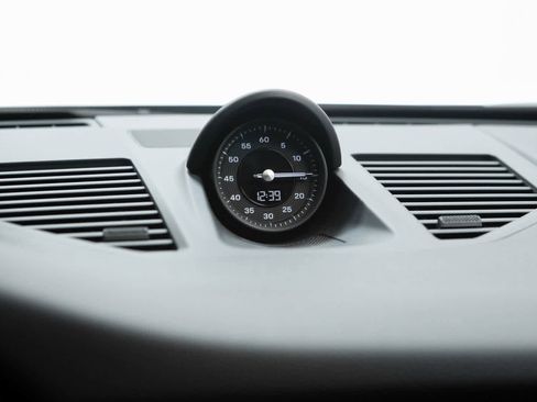 Certified 2021 Porsche 911 Carrera image 27