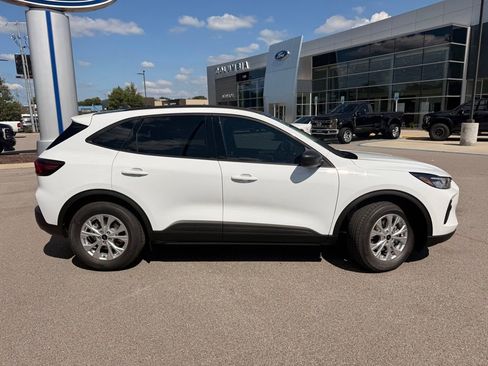 New 2026 Ford Escape Active FWD image 8