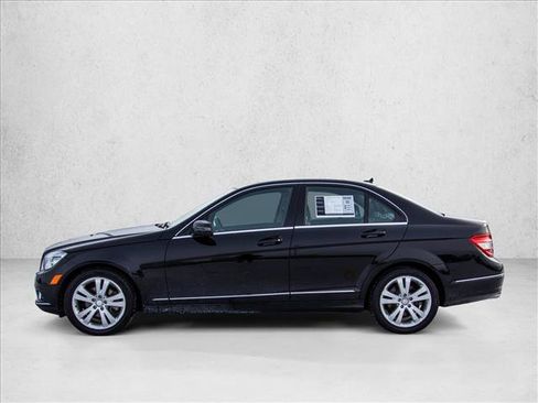 Used 2011 Mercedes-Benz C 300 4MATIC Sedan image 8