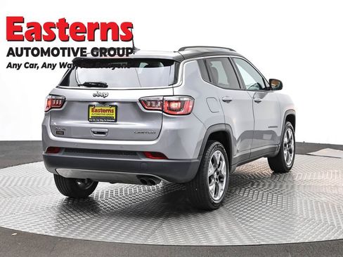 Used 2018 Jeep Compass Limited w/ Navigation Group AWD/4WD image 5