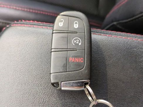 Used 2018 Jeep Compass Trailhawk w/ Leather Interior Group AWD/4WD image 29