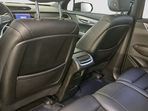 Used 2024 Cadillac XT6 Luxury w/ LPO, Floor Liner Package AWD/4WD image 29