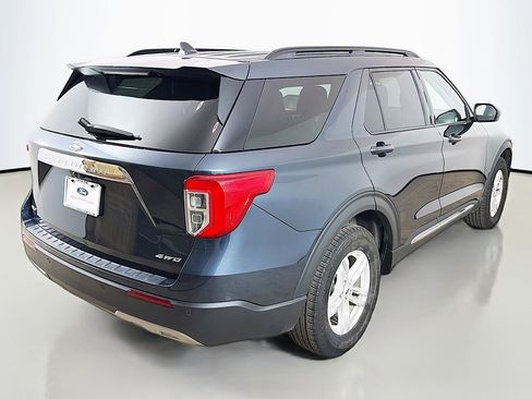 Used 2023 Ford Explorer XLT w/ Equipment Group 202A image 9