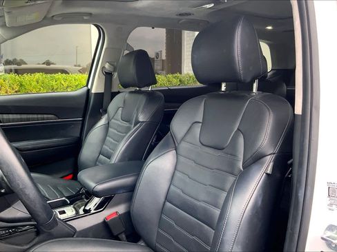Used 2024 Kia Telluride SX Prestige image 7