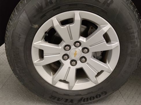 Used 2018 Chevrolet Colorado LT image 31